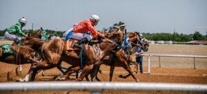 Ultimate tips for online horse race betting 2021