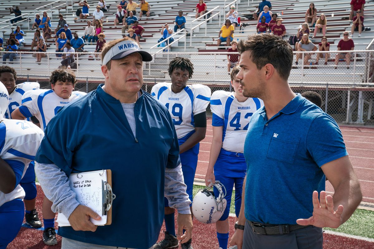 (L-R) Liam Kyle as Nate, Kevin James as Sean Payton, Taylor Lautner as Troy Lambert in Home Team.