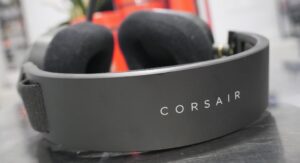 Corsair HS80 RGB Wireless Headphones Review