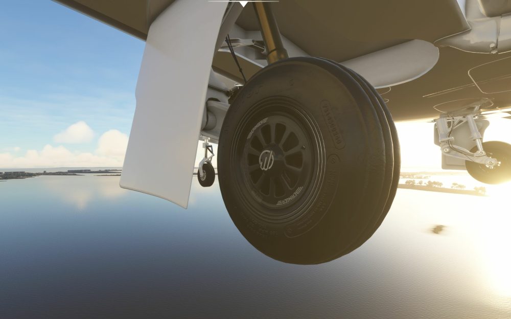 Microsoft Flight Simulator Freeware Airbus A330neo & Cirrus Vision Jet Get New Screenshots; John Wayne Airport Announced