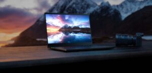 Razer adds 240Hz 1440p OLED screens to Blade 15 gaming laptops
