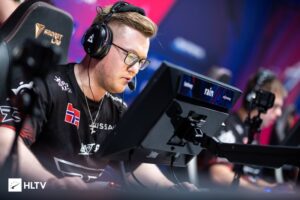 FaZe take down Astralis to advance to Roobet Cup grand final