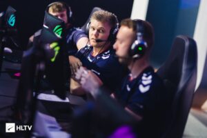 Astralis through to Roobet Cup semi-finals after ousting forZe
