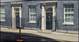 Boris Johnson resignation jeopardizes future of ‘white paper’ iGaming review