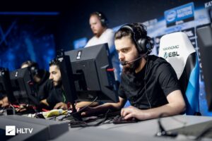 Eternal Fire add paz, hardstyle in place of xfl0ud, bishop