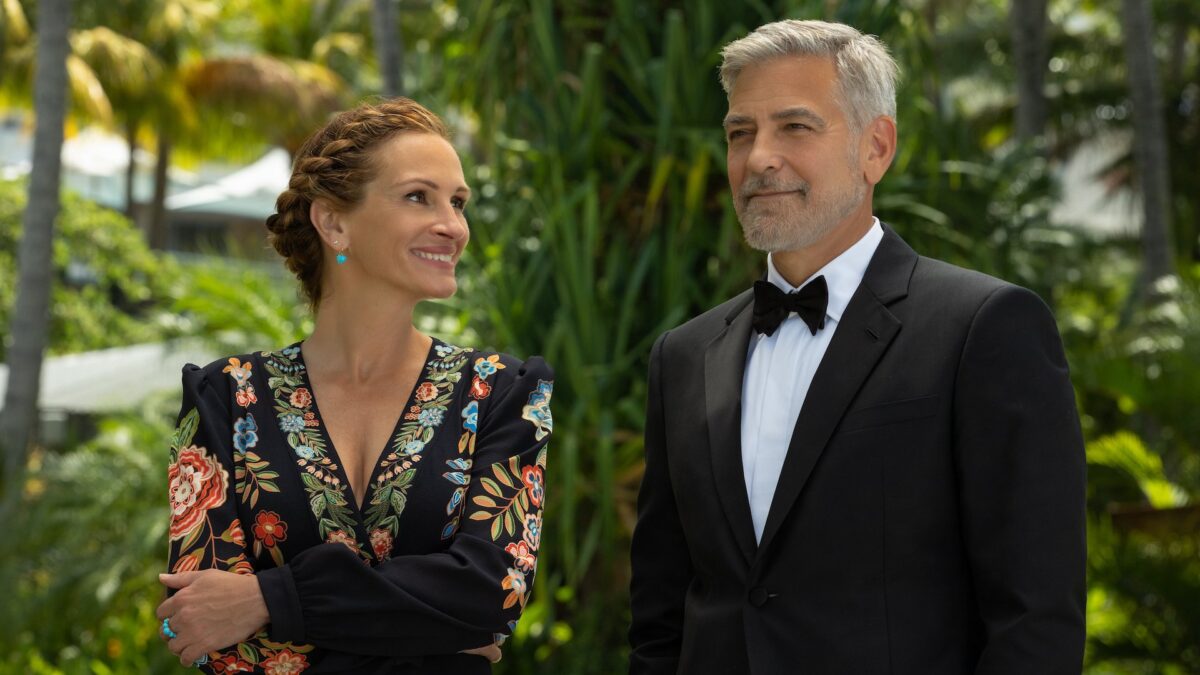 'Ticket to Paradise' review: Take a trip through classic Julia Roberts and George Clooney rom-com banter