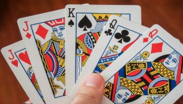 A Comprehensive Guide to Playing Rummy Game