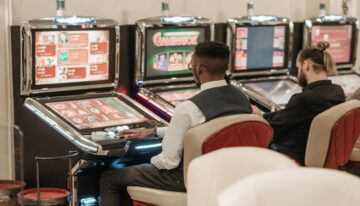 How Do You Win at Progressive Jackpot Slot Machines?