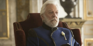 کارگردان Hunger Games می‌گوید تام بلیث هر بازیگر دیگری را «از آب بیرون» کرد.