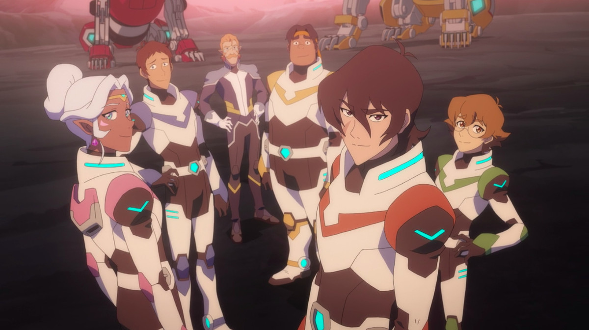 End scene of Voltron Season 6, featuring the paladins